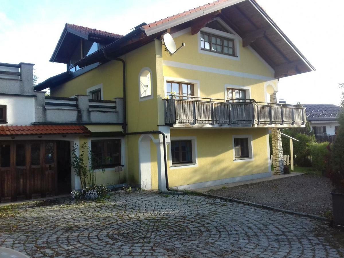 Ferienwohnung Wiesmuehlstrasse Henndorf am Wallersee Exteriör bild
